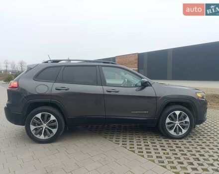 Серый Джип Чероки, объемом двигателя 3.24 л и пробегом 82 тыс. км за 28000 $, фото 4 на Automoto.ua