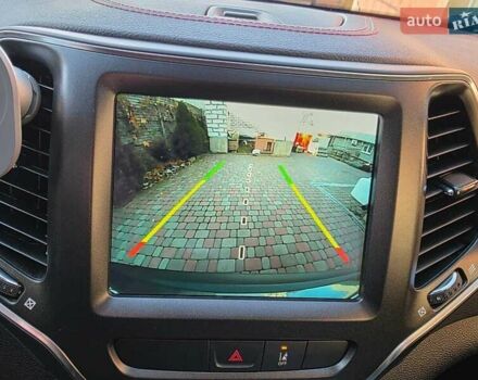 Серый Джип Чероки, объемом двигателя 3.24 л и пробегом 43 тыс. км за 27000 $, фото 4 на Automoto.ua