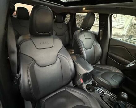 Сірий Джип Cherokee, об'ємом двигуна 3.24 л та пробігом 55 тис. км за 21800 $, фото 16 на Automoto.ua