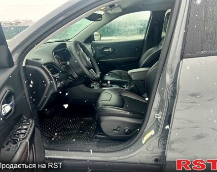 Сірий Джип Cherokee, об'ємом двигуна 3.2 л та пробігом 22 тис. км за 25200 $, фото 12 на Automoto.ua