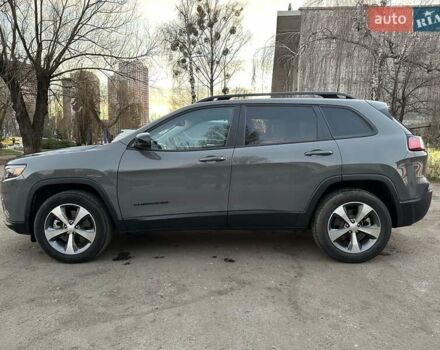 Сірий Джип Cherokee, об'ємом двигуна 3.24 л та пробігом 55 тис. км за 21800 $, фото 4 на Automoto.ua