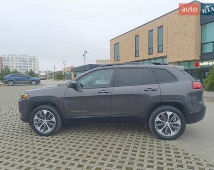 Серый Джип Чероки, объемом двигателя 3.24 л и пробегом 82 тыс. км за 28000 $, фото 10 на Automoto.ua