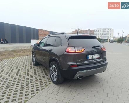 Серый Джип Чероки, объемом двигателя 3.24 л и пробегом 82 тыс. км за 28000 $, фото 9 на Automoto.ua