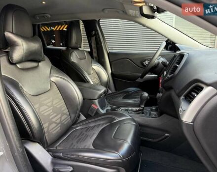 Серый Джип Чероки, объемом двигателя 3.24 л и пробегом 58 тыс. км за 23990 $, фото 13 на Automoto.ua