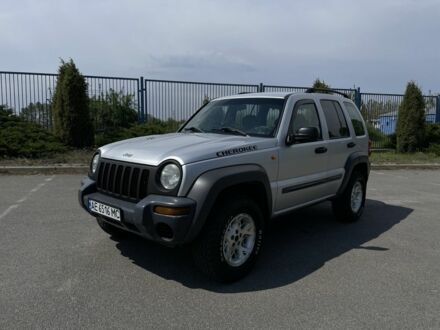 Джип Cherokee 2002 у Новомосковске на Automoto.ua Сірий Джип Cherokee, об'ємом двигуна 2.8 л та пробігом 240 тис. км за 3850 $, фото 1 на Automoto.ua