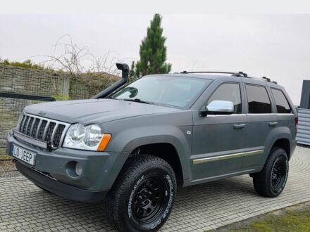 Сірий Джип Cherokee, об'ємом двигуна 3 л та пробігом 198 тис. км за 4000 $, фото 1 на Automoto.ua