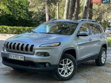 Сірий Джип Cherokee, об'ємом двигуна 2.36 л та пробігом 250 тис. км за 11100 $, фото 1 на Automoto.ua
