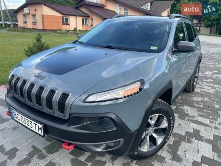 Джип Cherokee 2014 у Львові на Automoto.ua Сірий Джип Cherokee, об'ємом двигуна 2.36 л та пробігом 183 тис. км за 13599 $, фото 1 на Automoto.ua