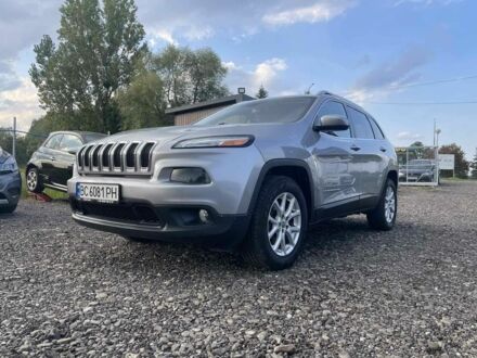 Сірий Джип Cherokee, об'ємом двигуна 2.4 л та пробігом 132 тис. км за 14500 $, фото 1 на Automoto.ua