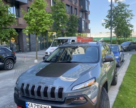 Сірий Джип Cherokee, об'ємом двигуна 2.4 л та пробігом 189 тис. км за 1350 $, фото 1 на Automoto.ua