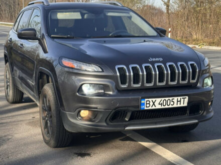 Серый Джип Чероки, объемом двигателя 2.36 л и пробегом 156 тыс. км за 13500 $, фото 1 на Automoto.ua