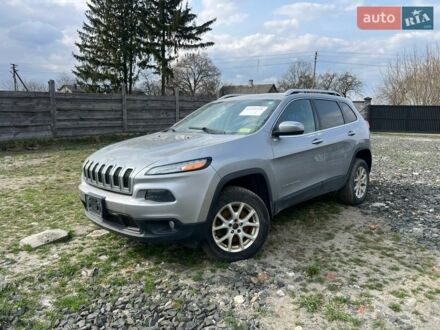 Сірий Джип Cherokee, об'ємом двигуна 2.4 л та пробігом 213 тис. км за 8000 $, фото 1 на Automoto.ua
