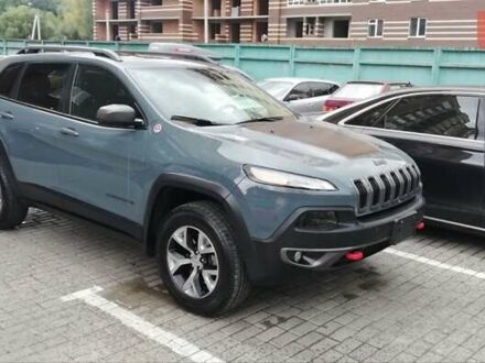 Джип Cherokee 2014 у Чернівцях на Automoto.ua Сірий Джип Cherokee, об'ємом двигуна 3.24 л та пробігом 165 тис. км за 16000 $, фото 1 на Automoto.ua