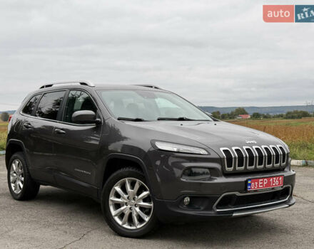 Сірий Джип Cherokee, об'ємом двигуна 2 л та пробігом 239 тис. км за 17500 $, фото 1 на Automoto.ua