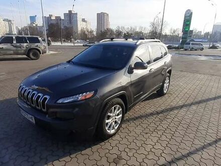 Джип Чероки 2014 в Киеве на Automoto.ua Серый Джип Чероки, объемом двигателя 2.4 л и пробегом 154 тыс. км за 13900 $, фото 1 на Automoto.ua