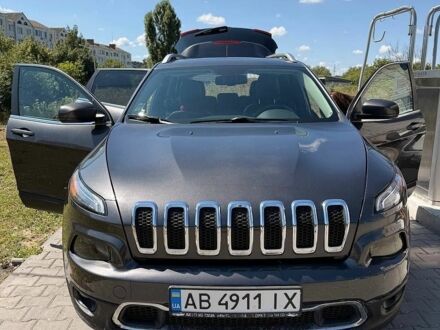 Сірий Джип Cherokee, об'ємом двигуна 2.36 л та пробігом 177 тис. км за 12000 $, фото 1 на Automoto.ua