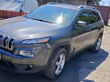 Джип Чероки 2014 в Павлограде на Automoto.ua Серый Джип Чероки, объемом двигателя 2.4 л и пробегом 191 тыс. км за 12700 $, фото 1 на Automoto.ua