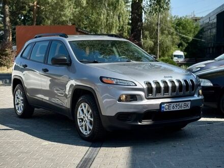 Сірий Джип Cherokee, об'ємом двигуна 2.36 л та пробігом 183 тис. км за 12900 $, фото 1 на Automoto.ua
