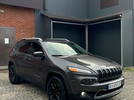 Сірий Джип Cherokee, об'ємом двигуна 2.4 л та пробігом 246 тис. км за 11900 $, фото 1 на Automoto.ua