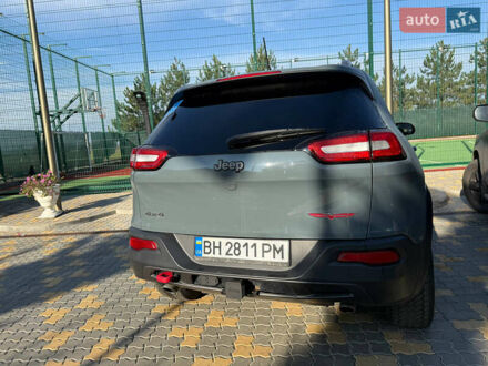 Серый Джип Чероки, объемом двигателя 3.24 л и пробегом 190 тыс. км за 18000 $, фото 1 на Automoto.ua