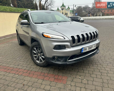 Серый Джип Чероки, объемом двигателя 3.24 л и пробегом 200 тыс. км за 11300 $, фото 1 на Automoto.ua