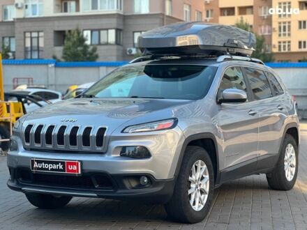 Джип Чероки 2015 в Одессе на Automoto.ua Серый Джип Чероки, объемом двигателя 2.4 л и пробегом 171 тыс. км за 15990 $, фото 1 на Automoto.ua