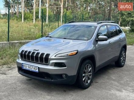 Джип Чероки 2015 в Полтаве на Automoto.ua Серый Джип Чероки, объемом двигателя 3.24 л и пробегом 147 тыс. км за 13400 $, фото 1 на Automoto.ua