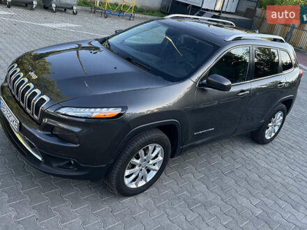 Джип Cherokee 2015 у Вінниці на Automoto.ua Сірий Джип Cherokee, об'ємом двигуна 3.24 л та пробігом 194 тис. км за 16200 $, фото 1 на Automoto.ua