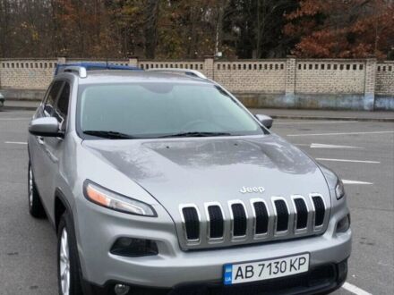 Сірий Джип Cherokee, об'ємом двигуна 2.36 л та пробігом 184 тис. км за 12500 $, фото 1 на Automoto.ua