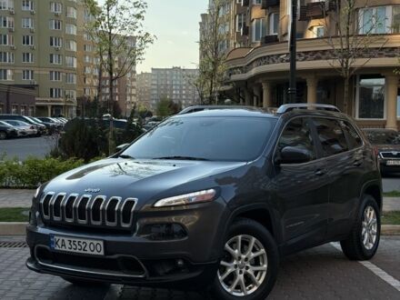 Серый Джип Чероки, объемом двигателя 3.2 л и пробегом 199 тыс. км за 10599 $, фото 1 на Automoto.ua