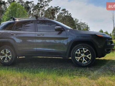Джип Cherokee 2015 у Дубно на Automoto.ua Сірий Джип Cherokee, об'ємом двигуна 3.24 л та пробігом 187 тис. км за 13000 $, фото 1 на Automoto.ua