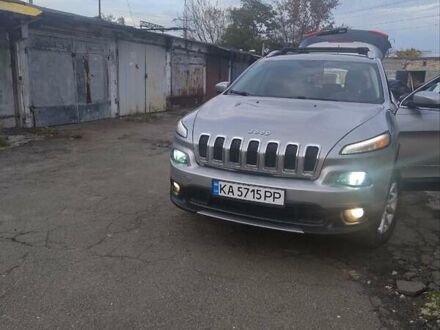 Сірий Джип Cherokee, об'ємом двигуна 2.4 л та пробігом 177 тис. км за 12400 $, фото 1 на Automoto.ua