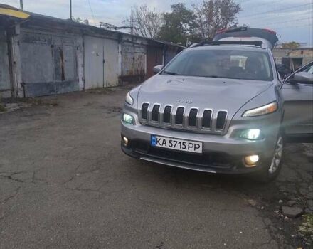 Серый Джип Чероки, объемом двигателя 2.4 л и пробегом 177 тыс. км за 12400 $, фото 1 на Automoto.ua