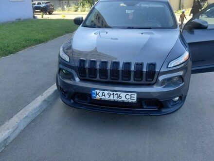 Сірий Джип Cherokee, об'ємом двигуна 3.24 л та пробігом 220 тис. км за 9800 $, фото 1 на Automoto.ua
