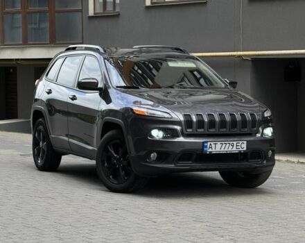 Сірий Джип Cherokee, об'ємом двигуна 2.4 л та пробігом 140 тис. км за 10200 $, фото 1 на Automoto.ua