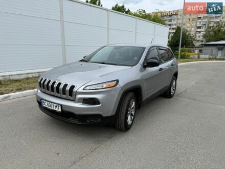 Сірий Джип Cherokee, об'ємом двигуна 2.4 л та пробігом 154 тис. км за 13700 $, фото 1 на Automoto.ua