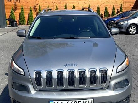 Серый Джип Чероки, объемом двигателя 2.4 л и пробегом 210 тыс. км за 12200 $, фото 1 на Automoto.ua