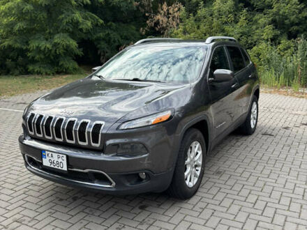 Джип Cherokee 2016 у Києві на Automoto.ua Сірий Джип Cherokee, об'ємом двигуна 2.36 л та пробігом 90 тис. км за 13600 $, фото 1 на Automoto.ua