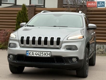 Сірий Джип Cherokee, об'ємом двигуна 2.36 л та пробігом 210 тис. км за 13800 $, фото 1 на Automoto.ua