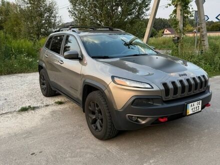 Сірий Джип Cherokee, об'ємом двигуна 3.2 л та пробігом 159 тис. км за 14000 $, фото 1 на Automoto.ua