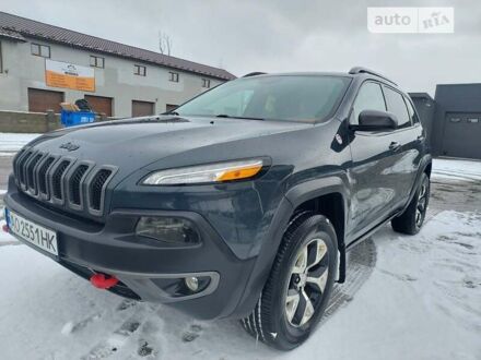 Серый Джип Чероки, объемом двигателя 3.2 л и пробегом 129 тыс. км за 19300 $, фото 1 на Automoto.ua