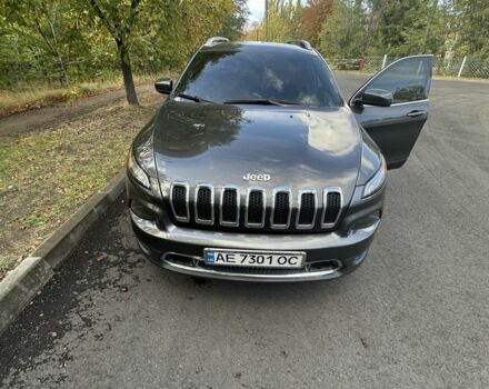 Серый Джип Чероки, объемом двигателя 2.4 л и пробегом 163 тыс. км за 15300 $, фото 1 на Automoto.ua