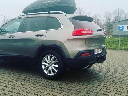 Джип Чероки 2016 в Новояворовск на Automoto.ua Серый Джип Чероки, объемом двигателя 3.24 л и пробегом 85 тыс. км за 15000 $, фото 1 на Automoto.ua
