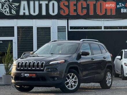 Джип Cherokee 2016 у Харкові на Automoto.ua Сірий Джип Cherokee, об'ємом двигуна 3.24 л та пробігом 282 тис. км за 13200 $, фото 1 на Automoto.ua