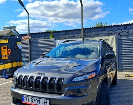 Сірий Джип Cherokee, об'ємом двигуна 2.4 л та пробігом 201 тис. км за 11100 $, фото 1 на Automoto.ua