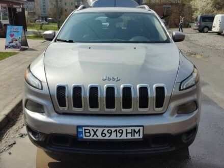 Сірий Джип Cherokee, об'ємом двигуна 2.36 л та пробігом 192 тис. км за 13400 $, фото 1 на Automoto.ua