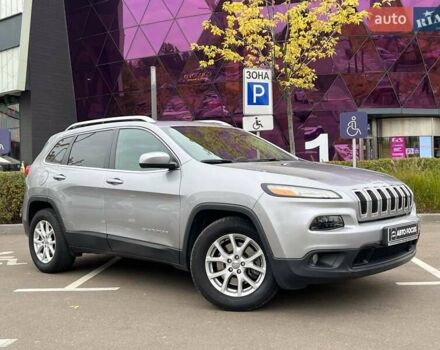 Сірий Джип Cherokee, об'ємом двигуна 2.36 л та пробігом 113 тис. км за 11990 $, фото 1 на Automoto.ua