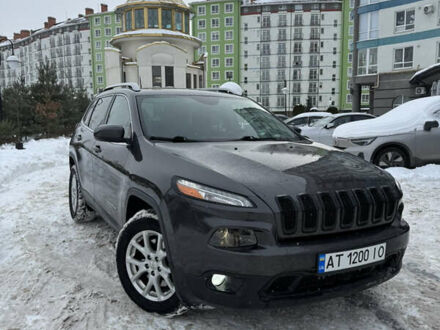 Сірий Джип Cherokee, об'ємом двигуна 2.36 л та пробігом 185 тис. км за 13000 $, фото 1 на Automoto.ua