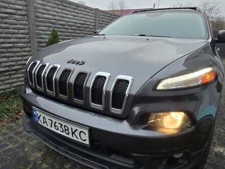 Серый Джип Чероки, объемом двигателя 3.24 л и пробегом 102 тыс. км за 14500 $, фото 1 на Automoto.ua