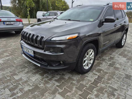 Серый Джип Чероки, объемом двигателя 2.36 л и пробегом 128 тыс. км за 17400 $, фото 1 на Automoto.ua